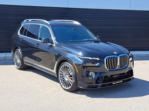 2023 BMW X7 ALPINA XB7