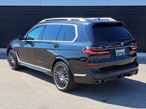2023 BMW X7 ALPINA XB7