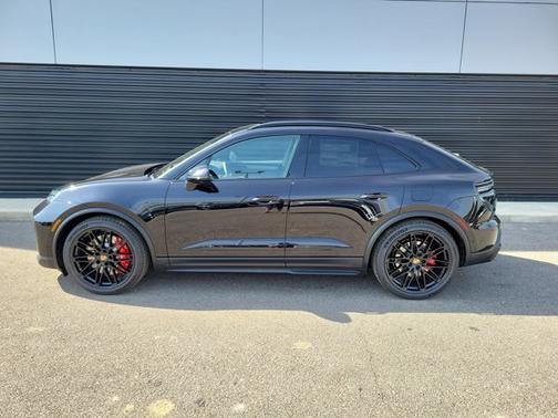 Jet Black Metallic 2026 Porsche Macan Electric GTS