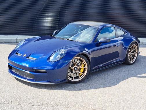 2023 Porsche 911 GT3 w/Touring Package