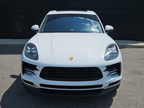 White 2021 Porsche Macan