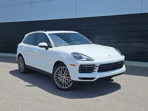 White 2023 Porsche Cayenne Platinum Edition