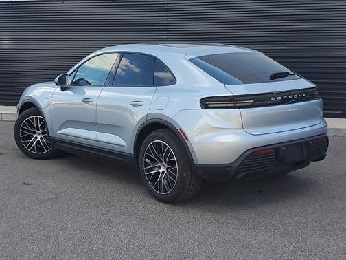 2025 Porsche Macan Electric Electric