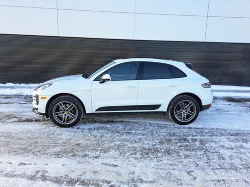 2019 Porsche Macan Base (PDK)