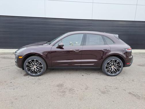 2026 Porsche Macan 