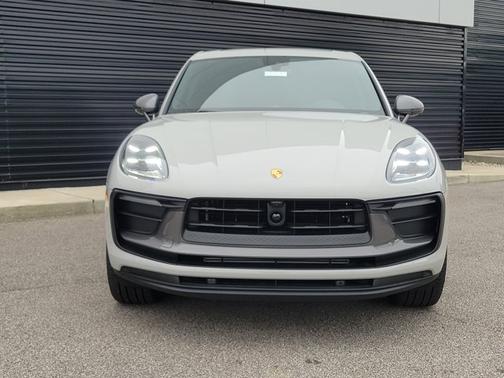 Chalk 2026 Porsche Macan T