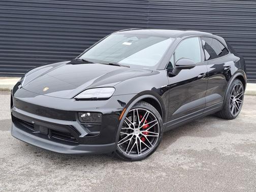 2025 Porsche Macan Electric 4S
