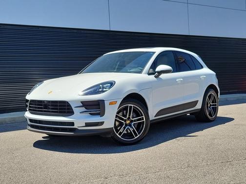 White 2021 Porsche Macan