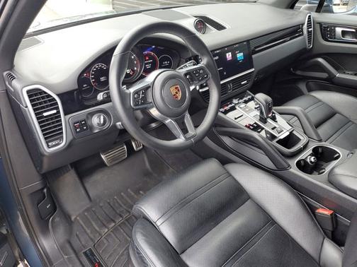 2019 Porsche Cayenne S