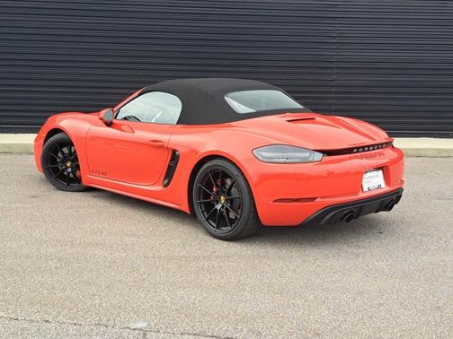 2025 Porsche 718 Boxster GTS 4.0