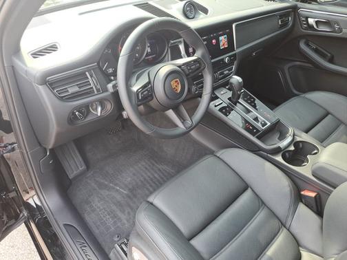2023 Porsche Macan GTS