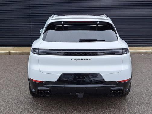 2026 Porsche Cayenne GTS