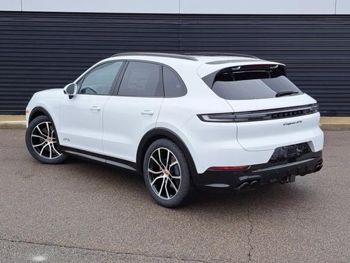 2026 Porsche Cayenne GTS