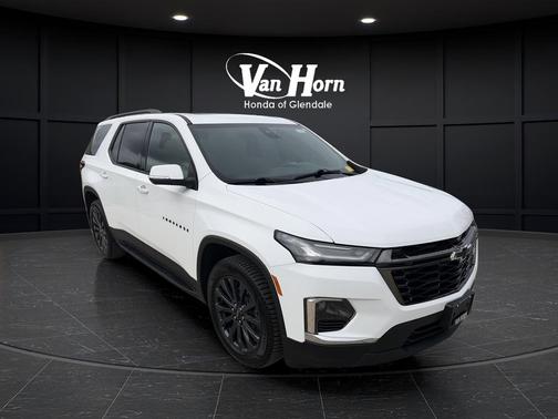 Summit White 2022 Chevrolet Traverse RS
