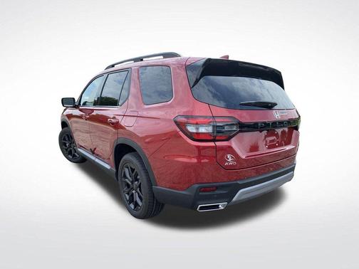 2025 Honda Pilot Touring 8-Passenger