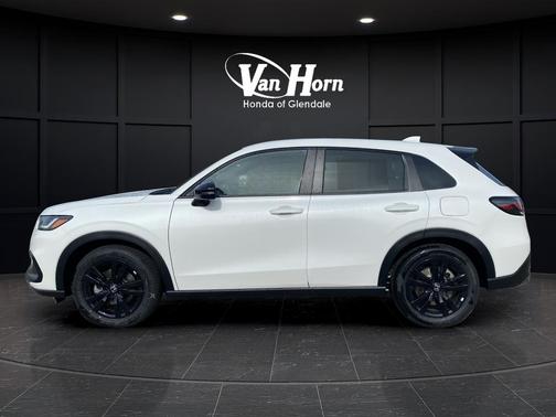 Platinum White Pearl 2027 Honda HR-V Sport