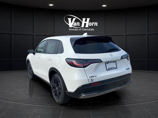 Platinum White Pearl 2027 Honda HR-V Sport
