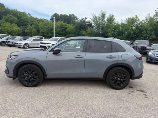 Urban Gray Pearl 2024 Honda HR-V Sport