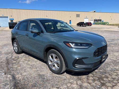 Nordic Forest Pearl 2023 Honda HR-V LX