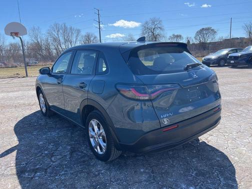 Nordic Forest Pearl 2023 Honda HR-V LX