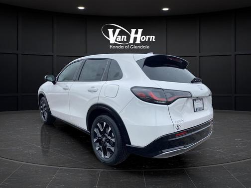 Platinum White Pearl 2026 Honda HR-V EX-L