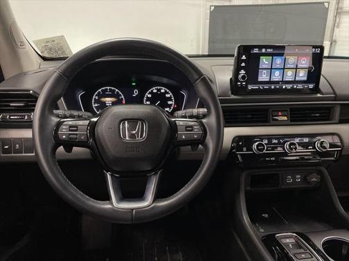 2023 Honda Pilot Touring 8-Passenger
