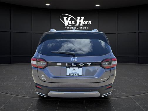 Modern Steel 2026 Honda Pilot Elite