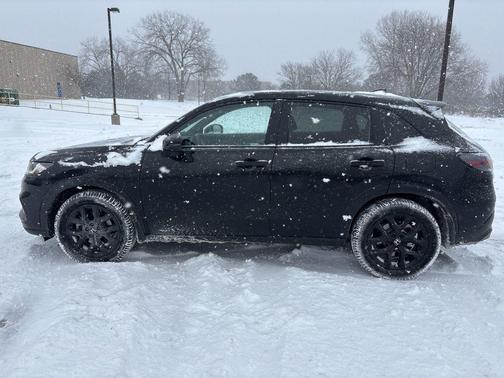 2023 Honda HR-V AWD Sport