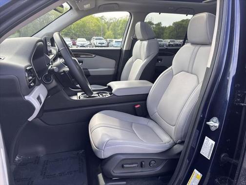 2025 Honda Pilot Touring 8-Passenger