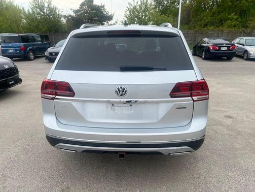 Reflex Silver Metallic 2018 Volkswagen Atlas 3.6L SEL