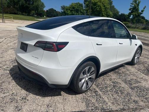 2023 Tesla Model Y Long Range Dual Motor All-Wheel Drive