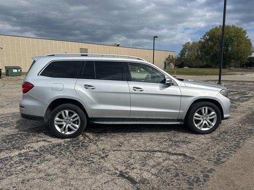 2017 Mercedes-Benz GLS 450 4MATIC
