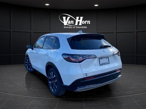 Platinum White Pearl 2027 Honda HR-V EX-L
