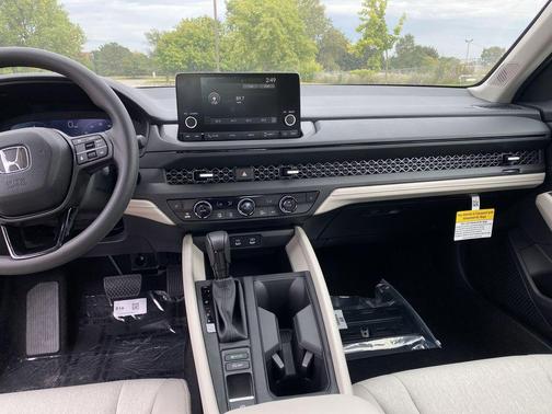2025 Honda Accord Sport SE 1.5T