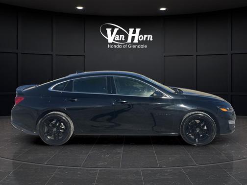 2022 Chevrolet Malibu FWD RS