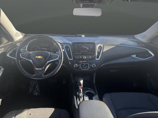 2022 Chevrolet Malibu FWD RS