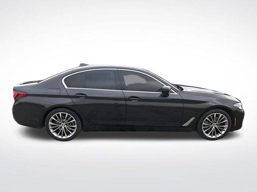 2023 BMW 530 i xDrive