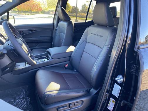 2026 Honda Ridgeline Black