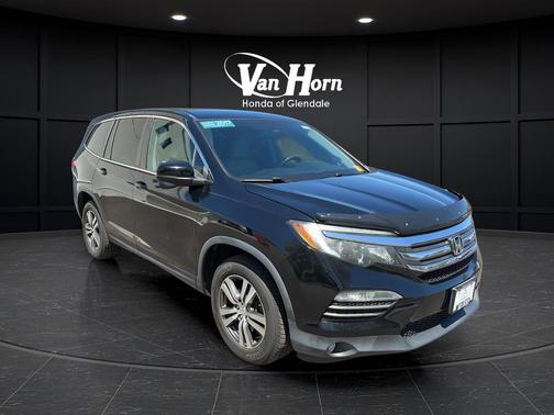 Crystal Black Pearl 2017 Honda Pilot EX