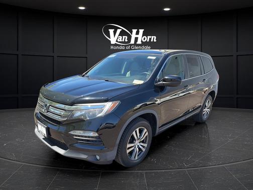 Crystal Black Pearl 2017 Honda Pilot EX