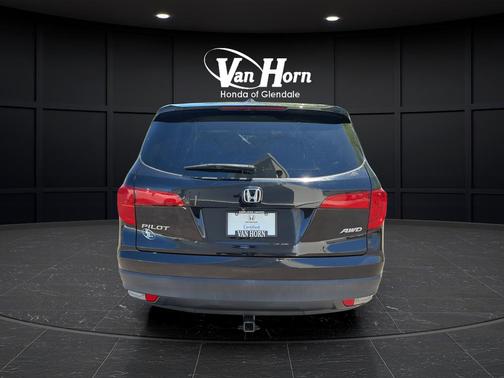 Crystal Black Pearl 2017 Honda Pilot EX