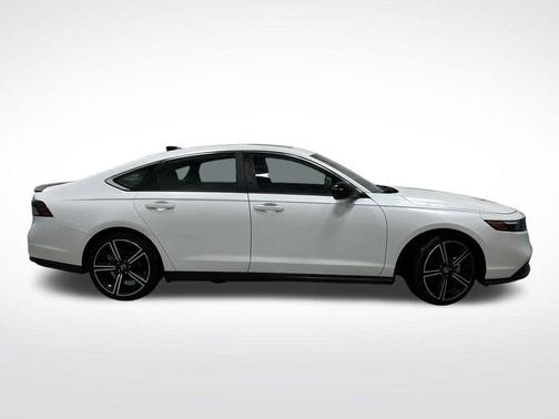 2023 Honda Accord Hybrid Base