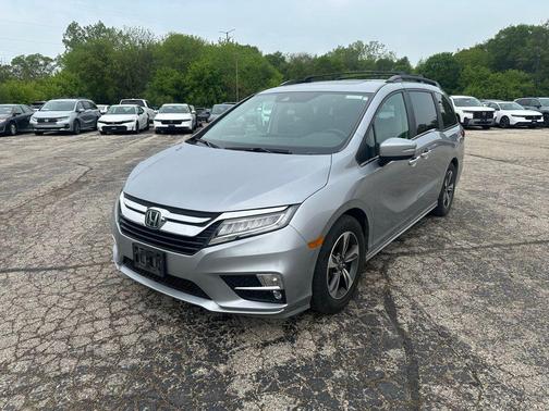 Lunar Silver Metallic 2019 Honda Odyssey Touring