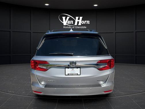 Lunar Silver Metallic 2019 Honda Odyssey Touring