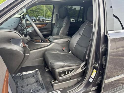2016 Cadillac Escalade Luxury