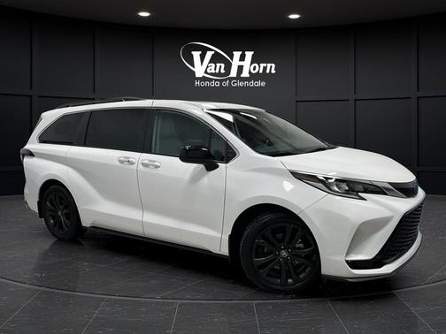 2024 Toyota Sienna XSE 7 Passenger