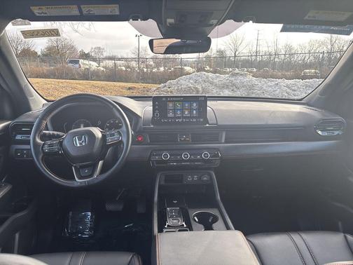 2025 Honda Pilot TrailSport