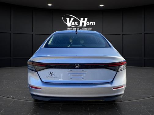 Solar Silver Metallic 2026 Honda Accord SE