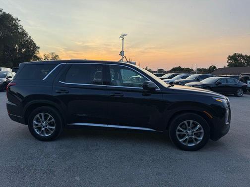 2022 Hyundai PALISADE SE