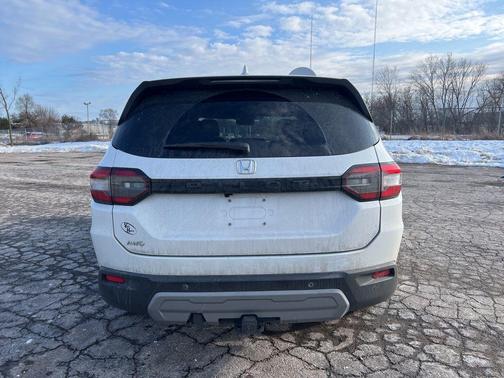 2023 Honda Pilot AWD EX-L 8 Passenger